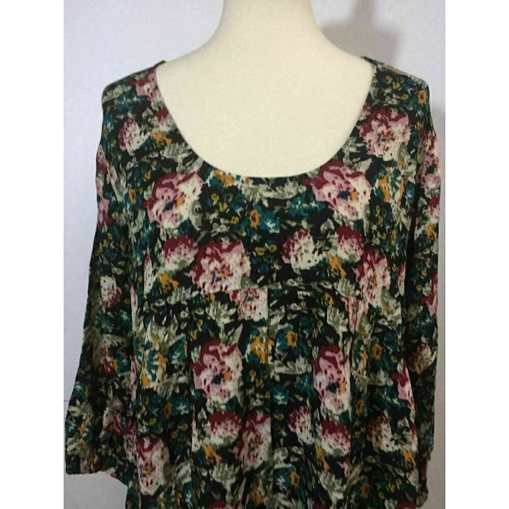 Knot Sisters Echo Park Flawless Floral Dress Multi Color Size Small NG33 - Picture 11 of 11